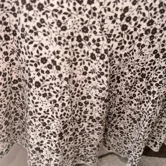 GRECERELLE 2024  Boho Floral Print V-Neck Faux Wrap Floret Coffee Size Large - Picture 12 of 16